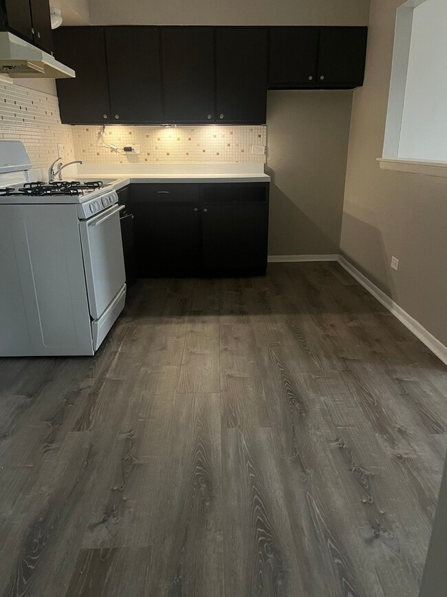 Building Photo - 8640 S 82nd Ct