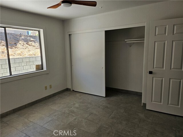 Building Photo - 9041 Puesta Del Sol