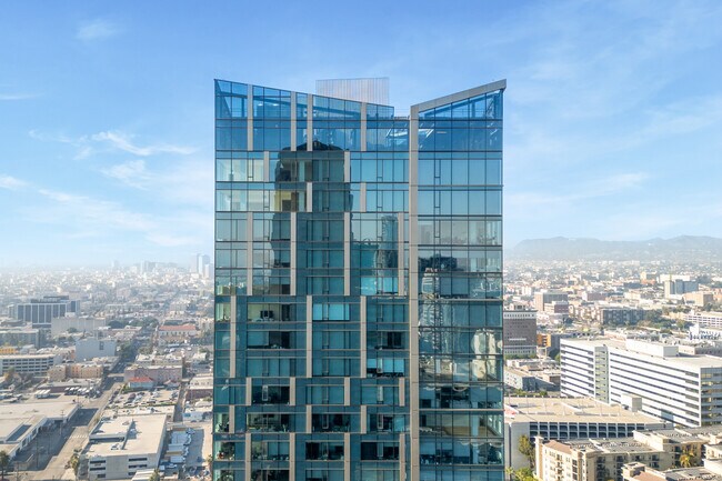 Building Photo - 889 Francisco St