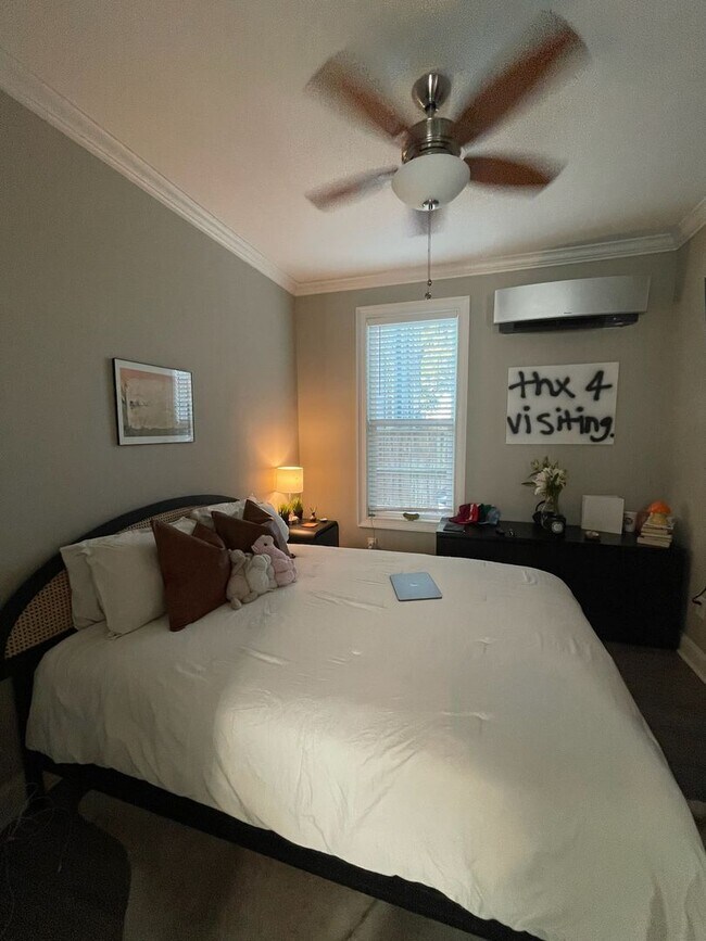 Building Photo - 44 Grove St