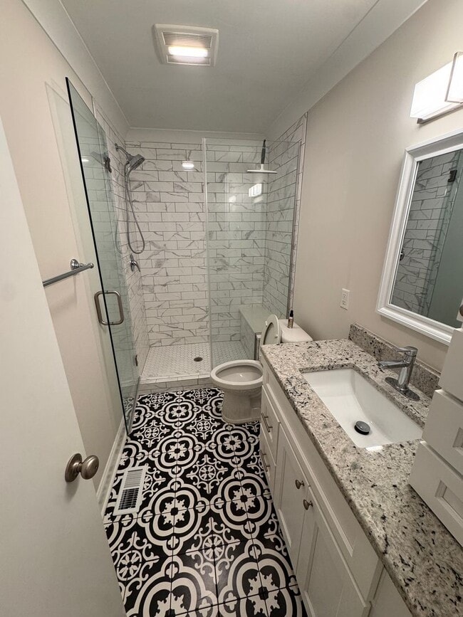 Building Photo - 908 Carolina Ave NW