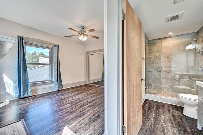 Building Photo - 519 Greenup St