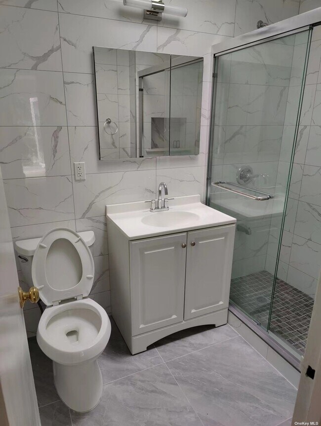 Building Photo - 198-14 32nd Ave