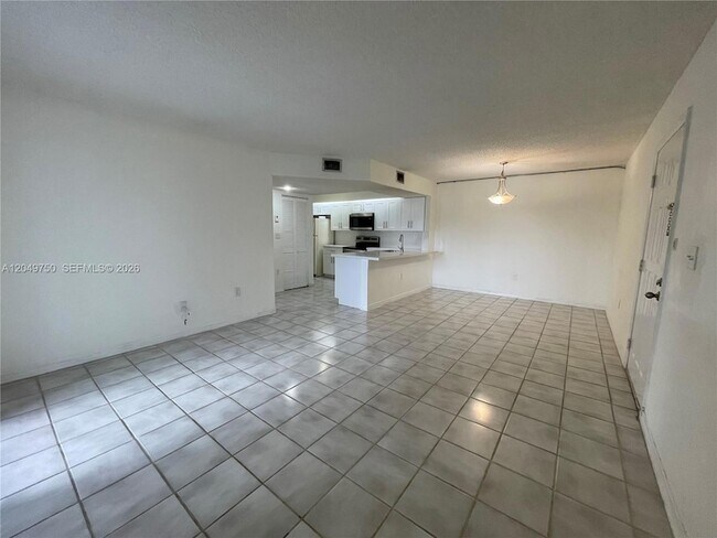 Building Photo - 8500 SW 212th St