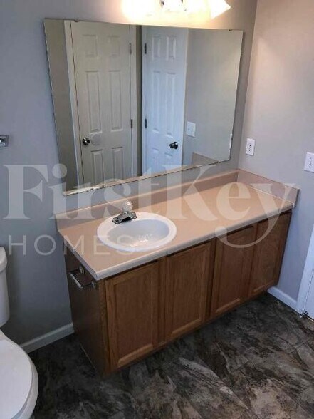 Building Photo - 5714 Congressional Pl