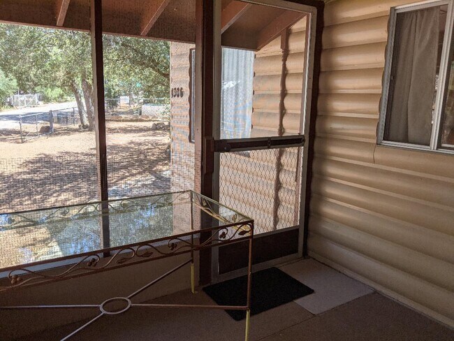 Front porch - 1306 N Woodland Dr