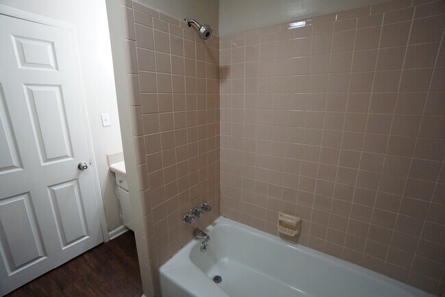 Building Photo - 1194 Birmingham St