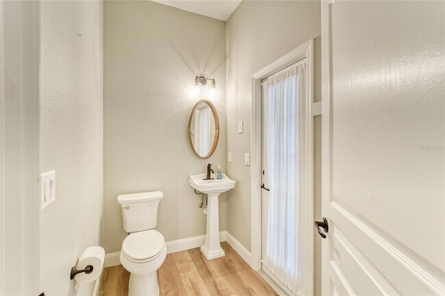 Building Photo - 5225 Brighton Shore Dr