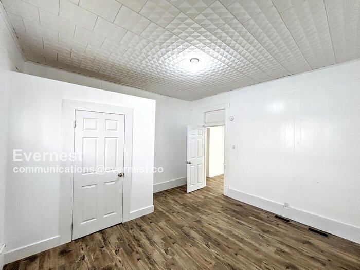 Building Photo - 4509 Highland Ave