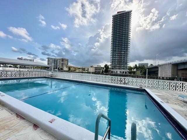 Building Photo - 1801 S Ocean Dr