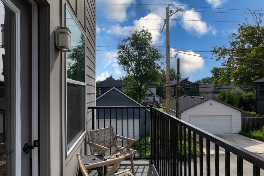Building Photo - 2107 Coretta Way
