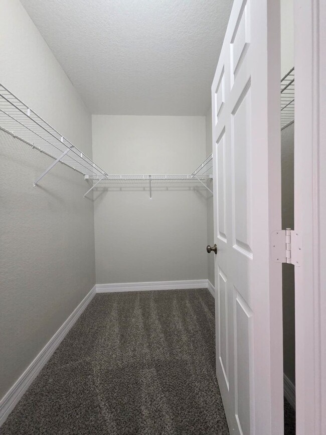 Building Photo - 9822 Quinta Artesa Way