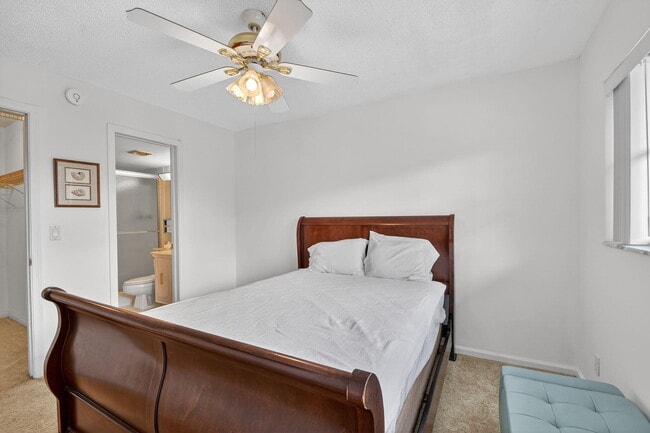 Building Photo - 2016 S Federal Hwy