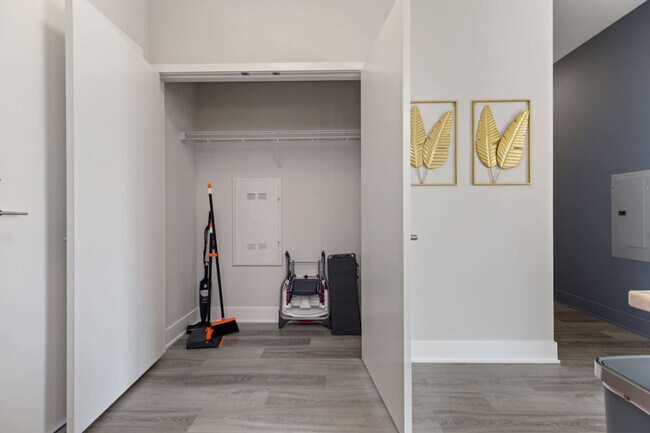 Building Photo - 28294 Ferry Rd