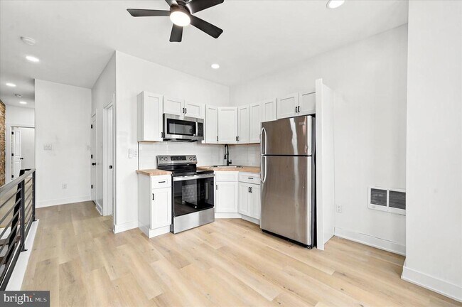 Building Photo - 4837 N 15th St