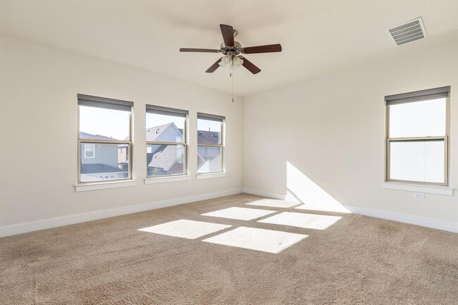 Building Photo - 2401 McBee St