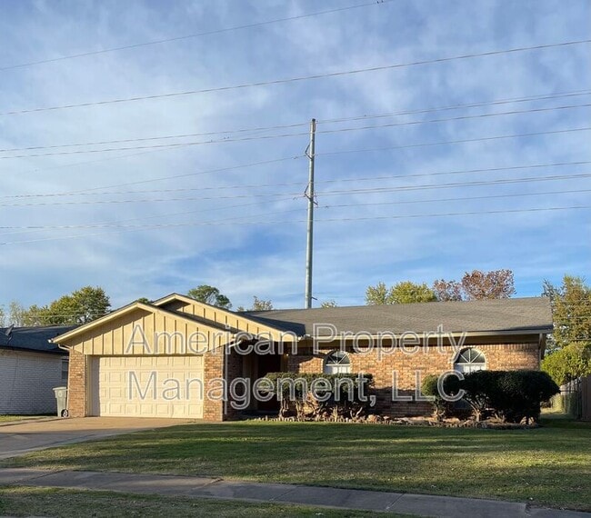 Building Photo - 11841 E 36th St