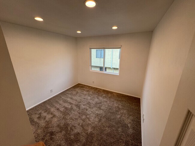 Building Photo - 431 N Alhambra Ave