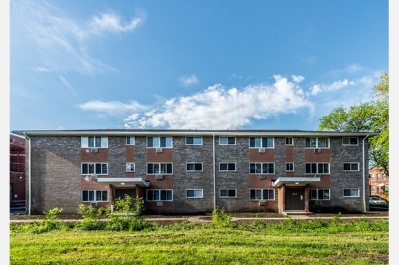 Building Photo - 6921 S Cornell Ave