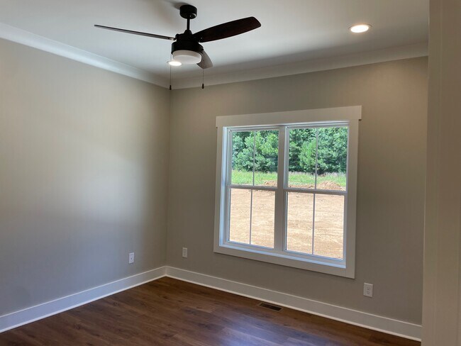 Building Photo - 2137 NC-61