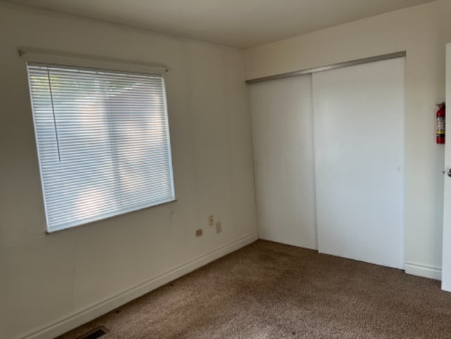 Building Photo - 4643 Croftshire Dr