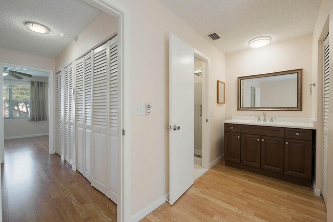Building Photo - 6384 Boca Cir