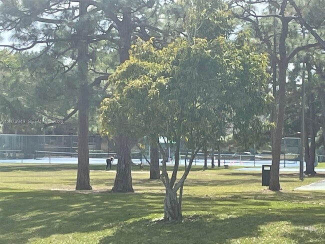 Building Photo - 1123 11th Ln