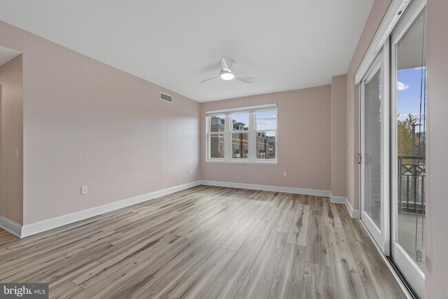 Building Photo - 801 Key Hwy