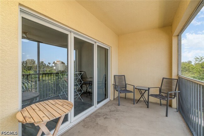 Building Photo - 1781 Four Mile Cove Pkwy