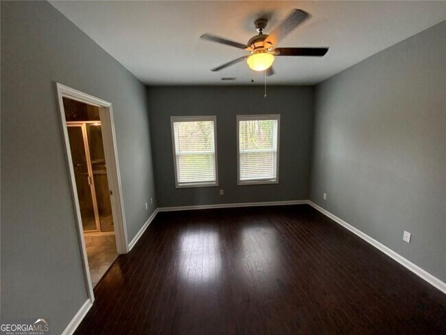 Building Photo - 294 Bass St SW