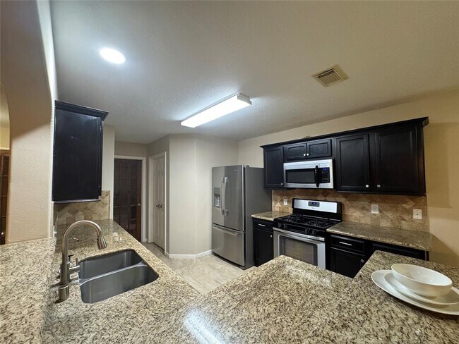 Building Photo - 2515 Ember Canyon Ln