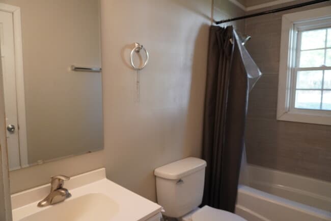 Building Photo - 6417 Ginger Cir