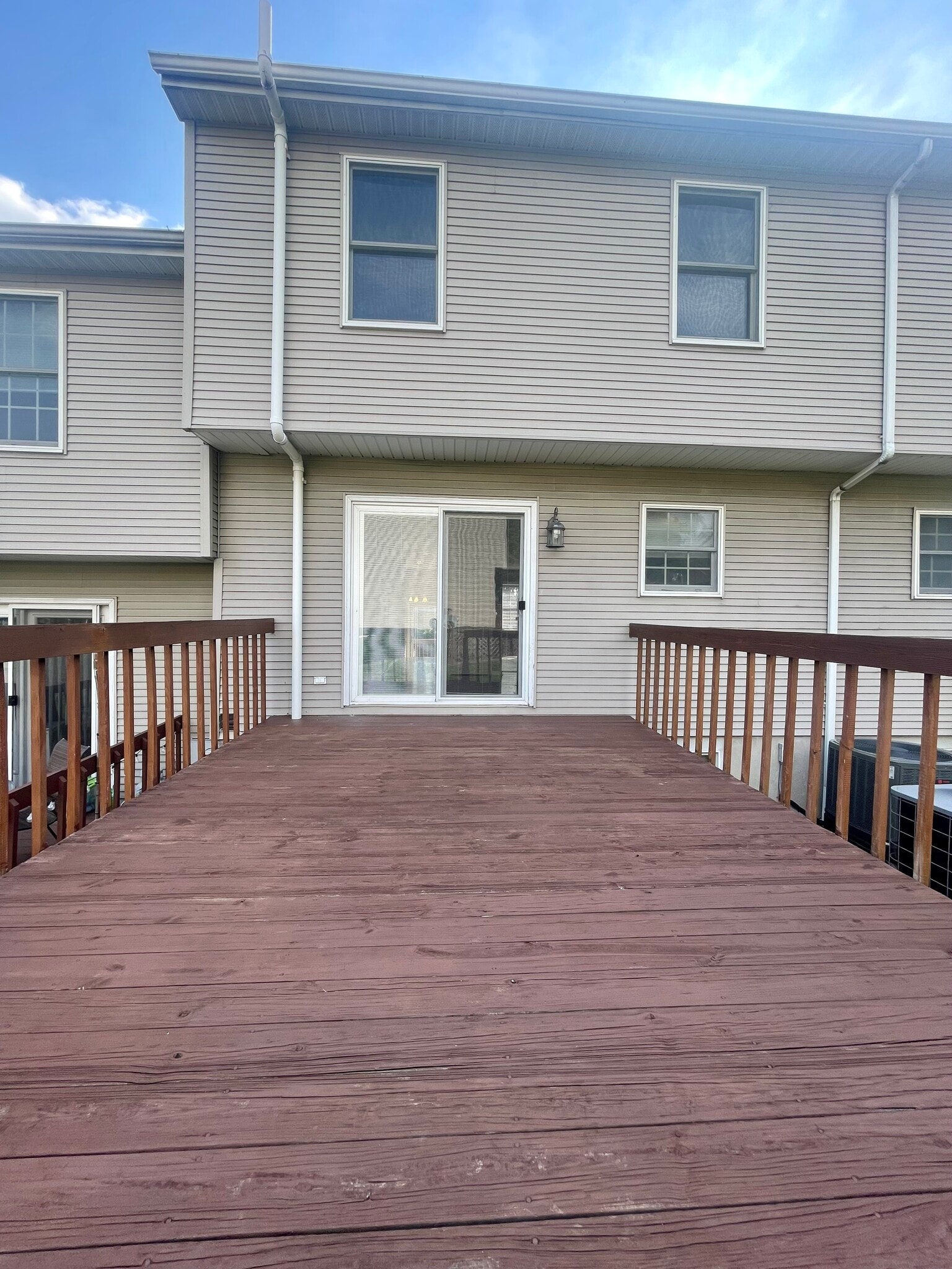 Building Photo - 23 Briarwood Way