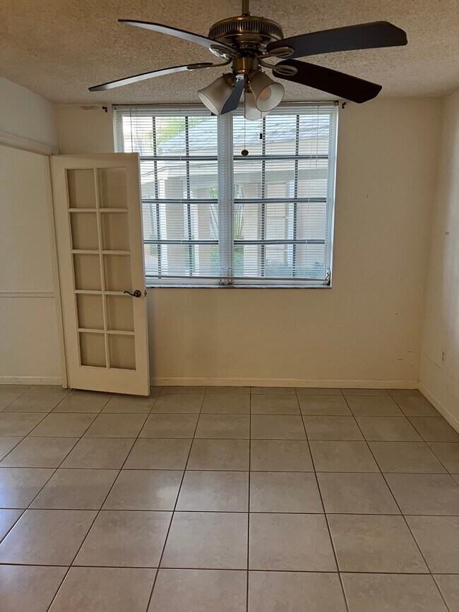 Building Photo - 1280 S Alhambra Cir