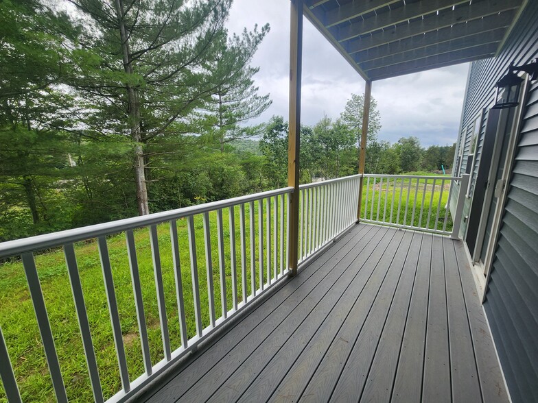 Building Photo - 50 Nicholas Ln