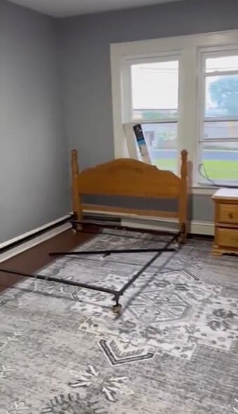 Building Photo - 205 Dewey St