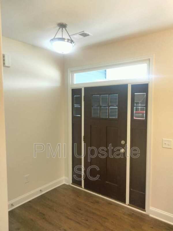 Building Photo - 567 Chantry Ln