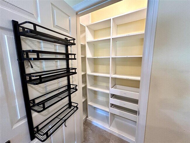 Building Photo - 3528 Loggerhead Ln