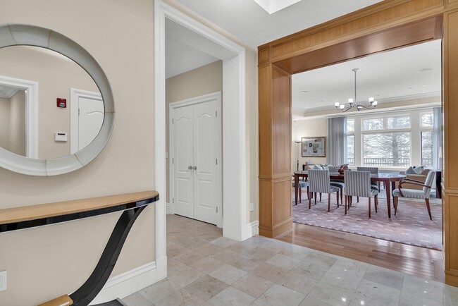 Building Photo - 120 Seaver St