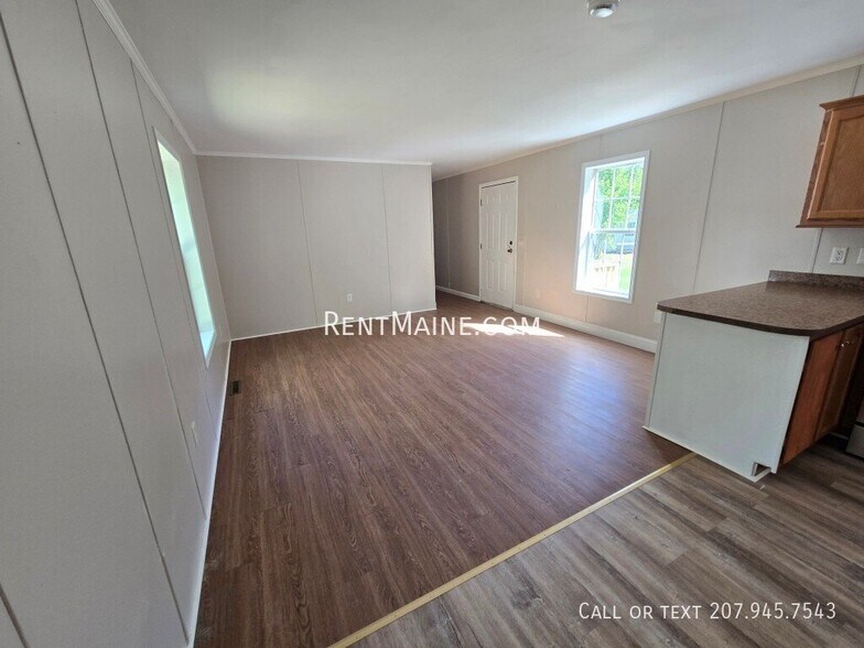 Building Photo - 70 Sweet Fern Dr