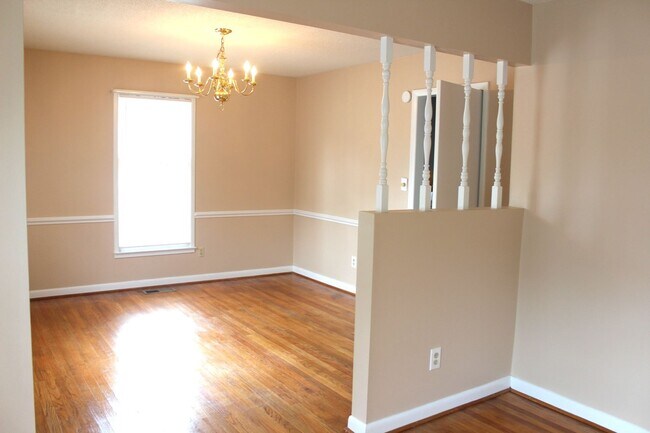 Building Photo - 5817 Dobson Dr