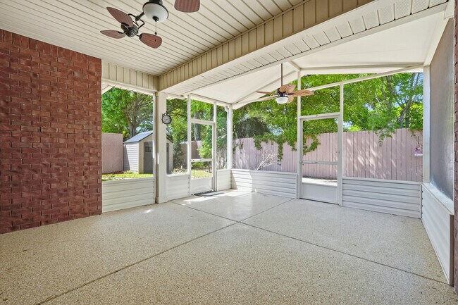 Building Photo - 2348 Cummings Dr