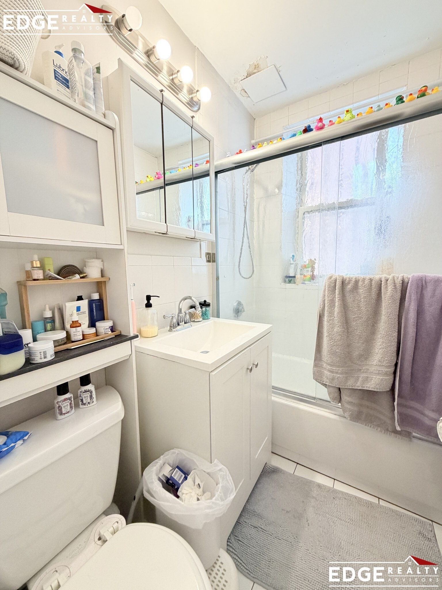 Building Photo - 79 Glenville Ave