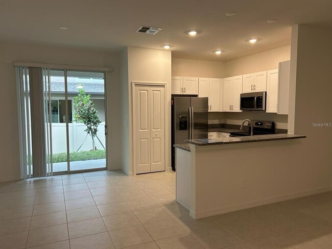 Building Photo - 10353 Trumpet Honeysuckle Wy