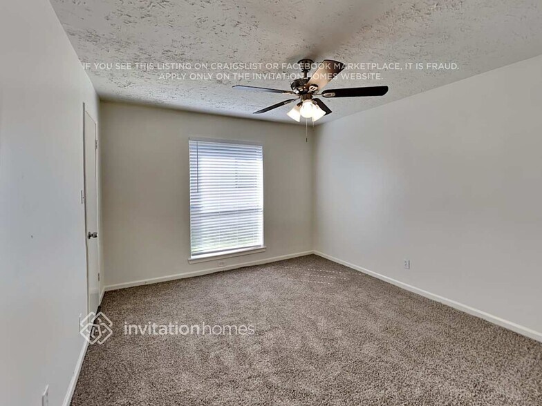 Building Photo - 22526 Smokey Hill Dr