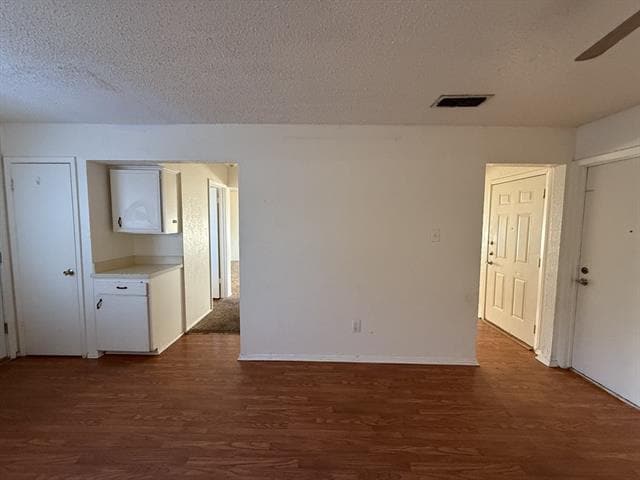 Building Photo - 1021 Pleasant Valley Ln