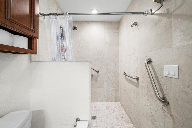Building Photo - 13990 Nesting Way