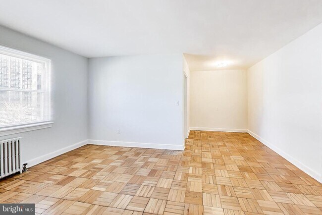 Building Photo - 1722 N Quinn St