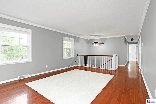 Building Photo - 705 Bon Aire Dr