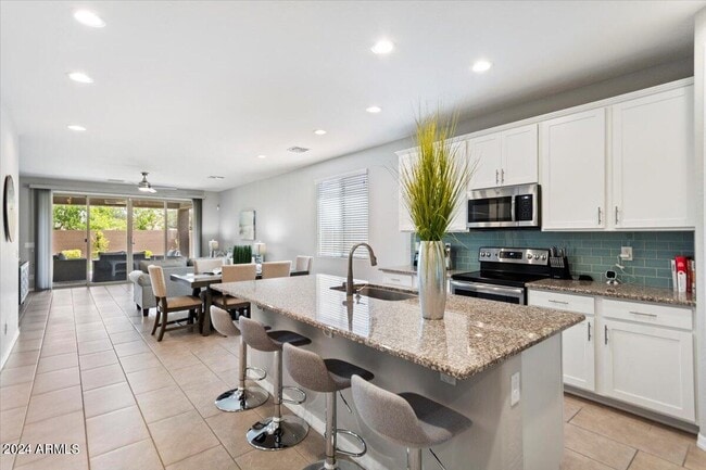 Building Photo - 11409 N 165th Ln